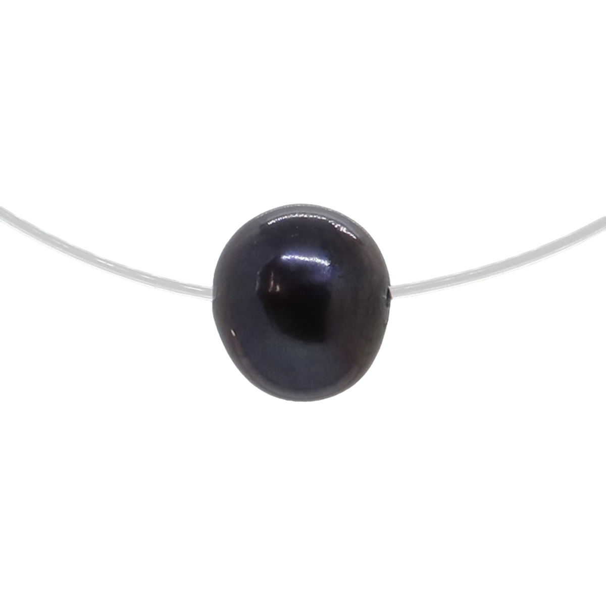 collier perle d'eau douce fond blanc noir